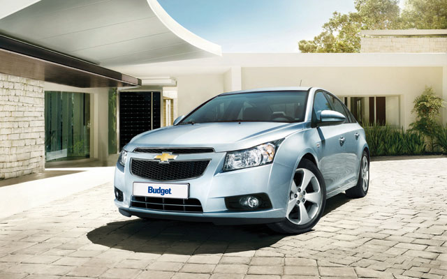 Miranda Style Lounge