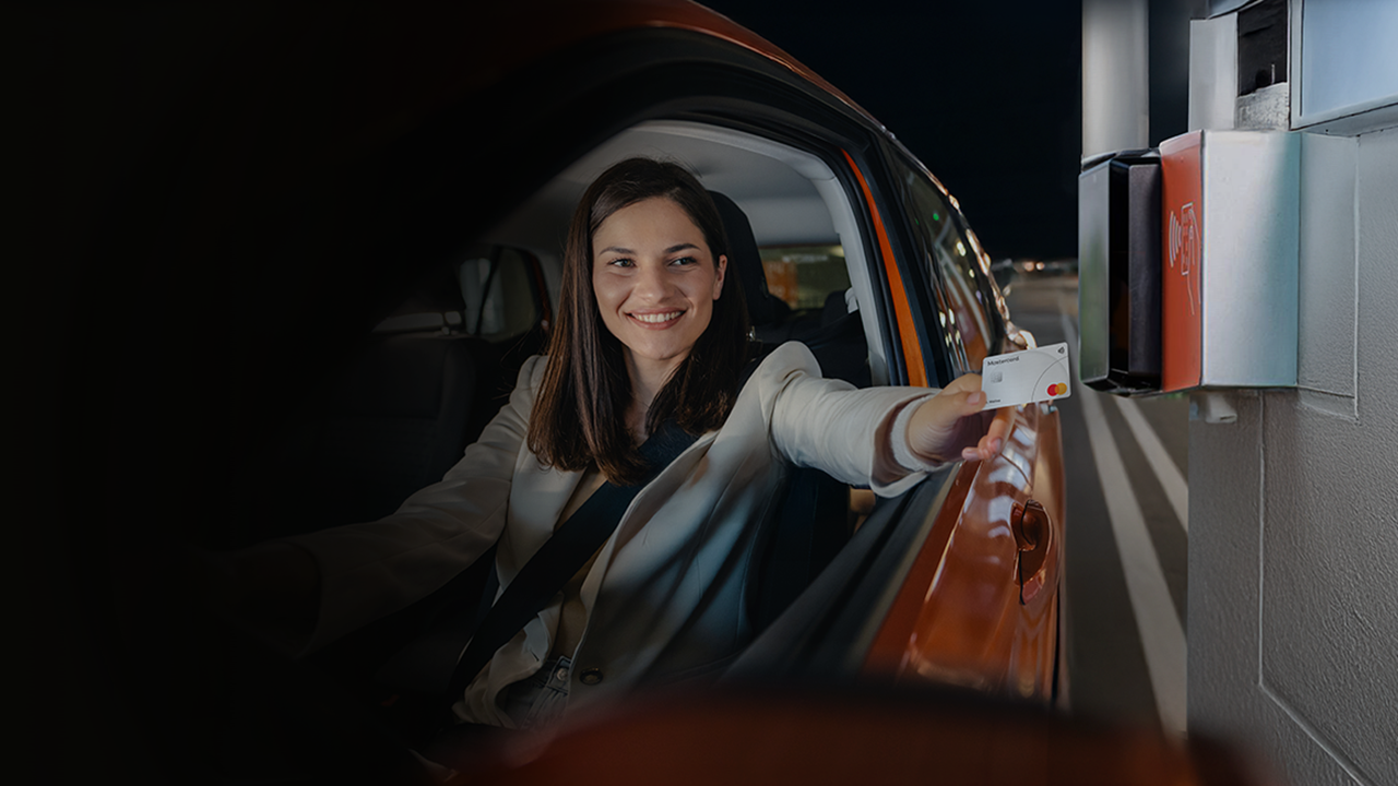 Primer plano de la tarjeta sin contacto.