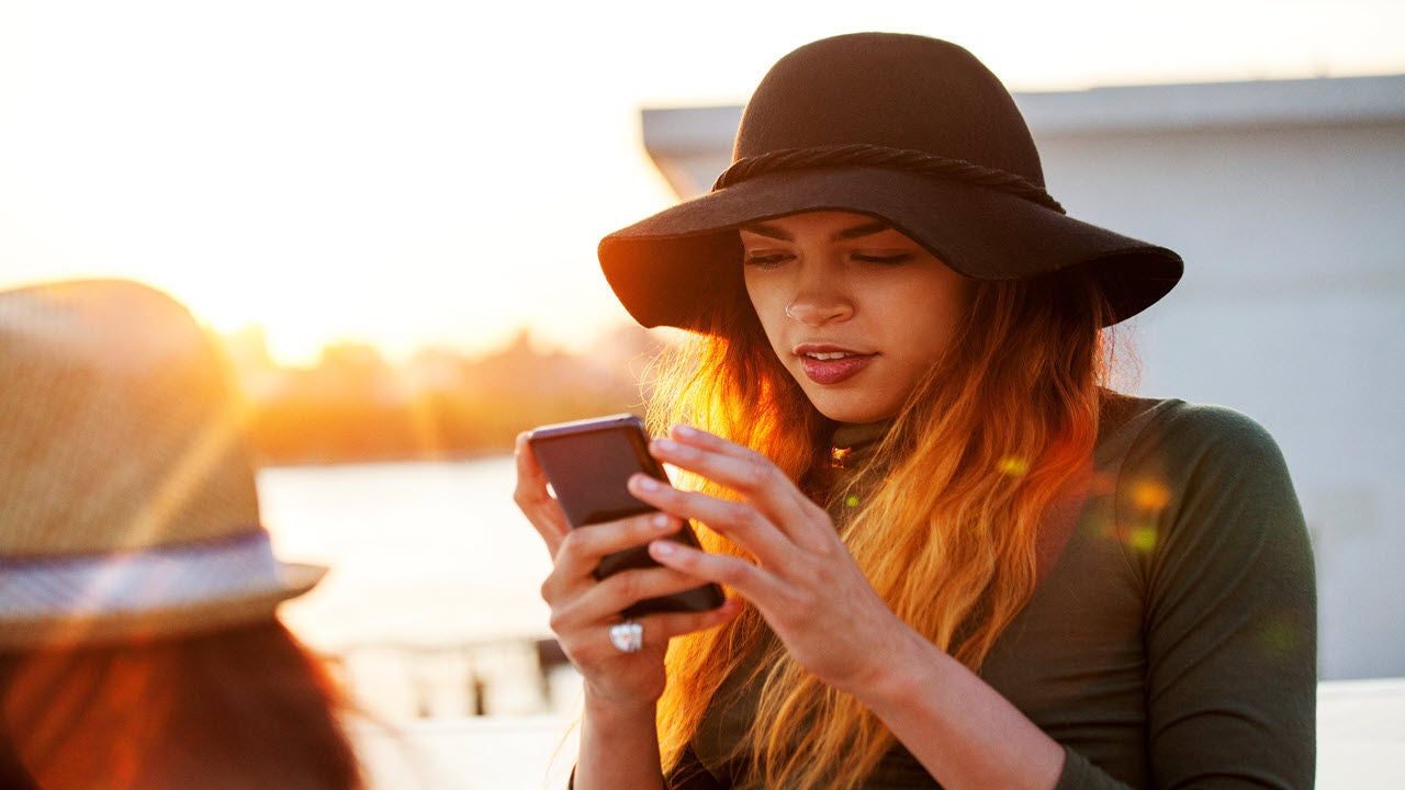 Digital cards apply for and receive.