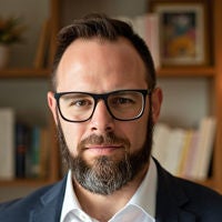 Robert Pacifico.