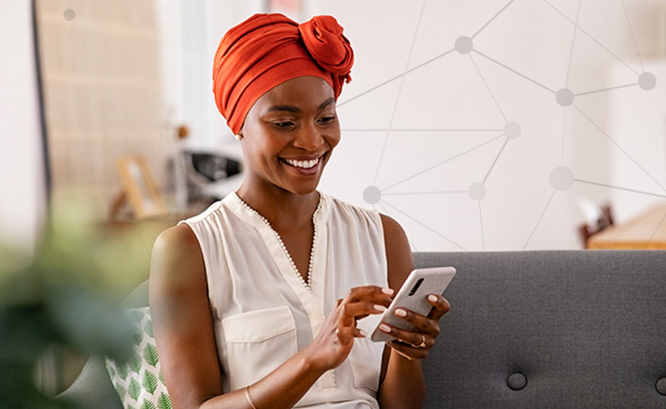 Femme au téléphone au travail