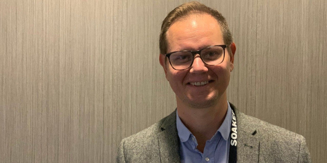sechs Paar preisgünstige Brillengestelle