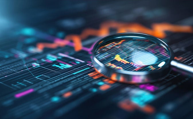 Magnifying glass on graphs