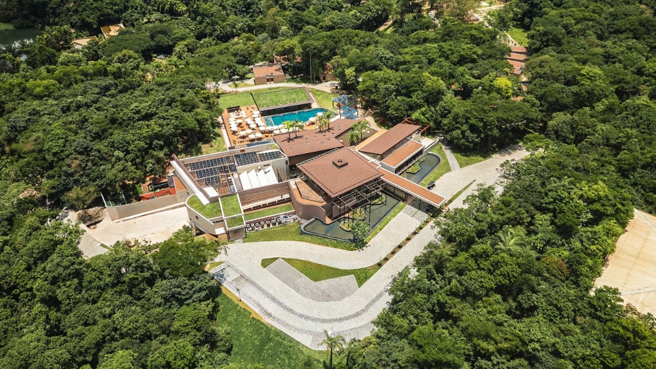 Digital cards apply for and receive.