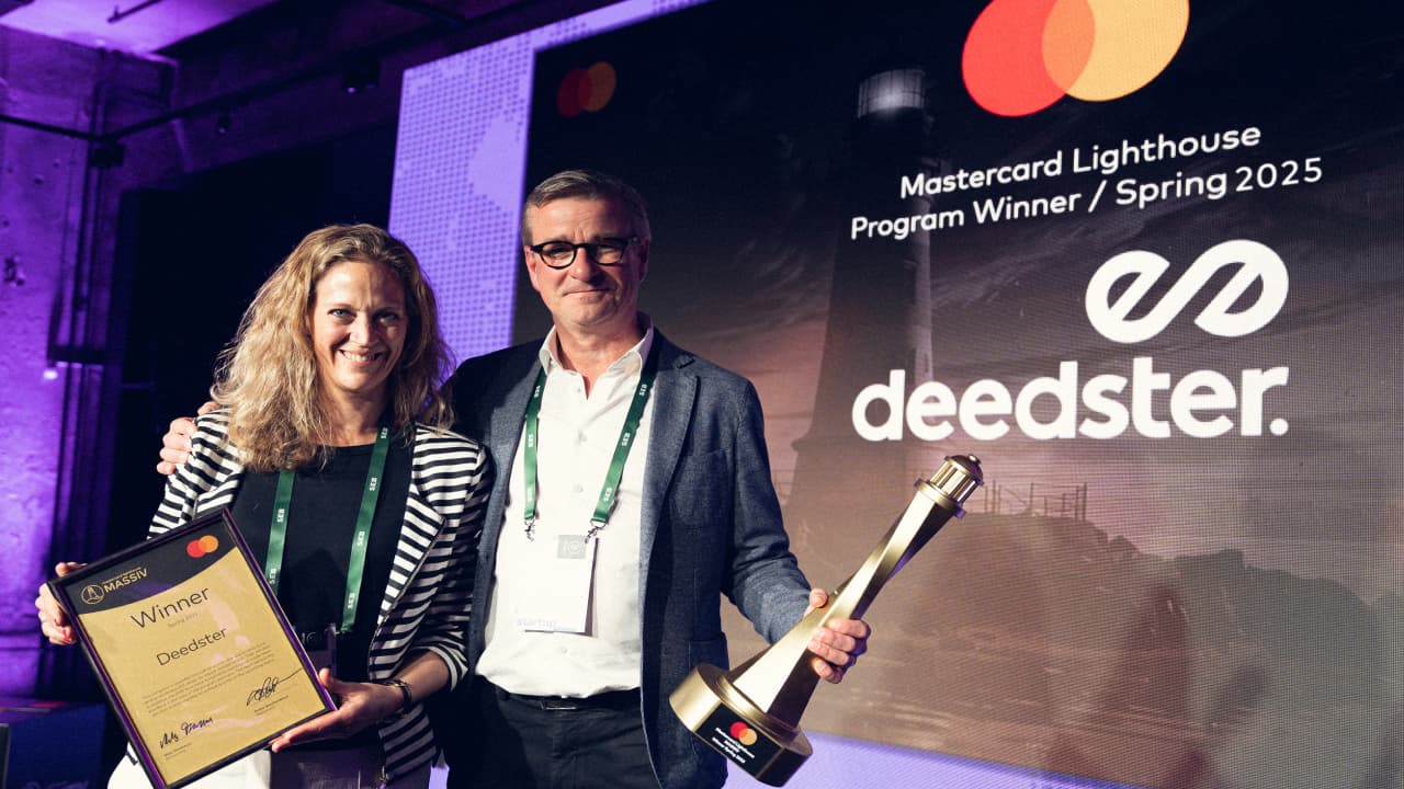 deedster spring winner award photo 2025