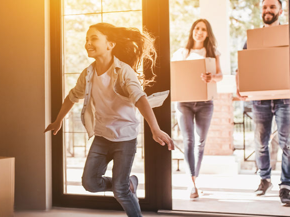 Familu moving into home