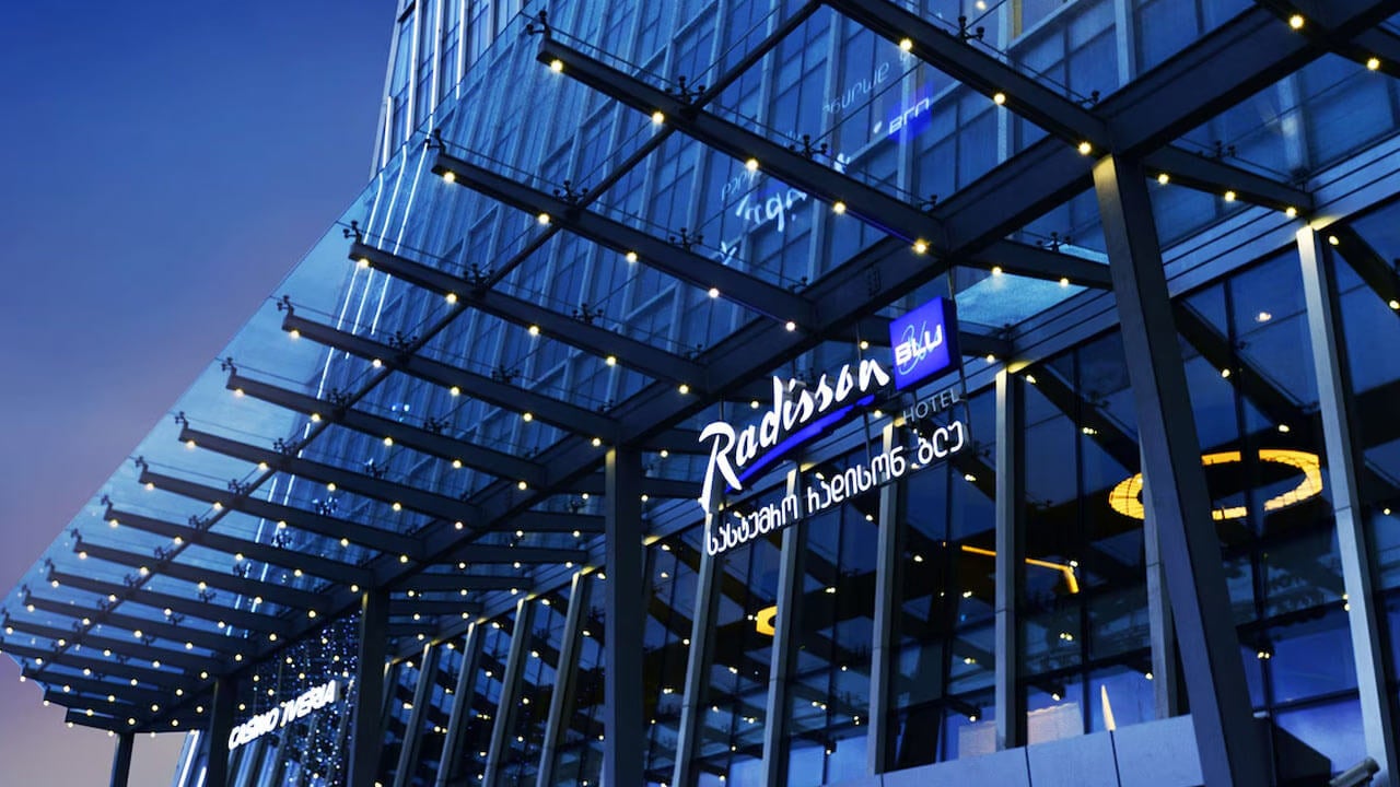 Фото отеля Radisson Blu в Батуми