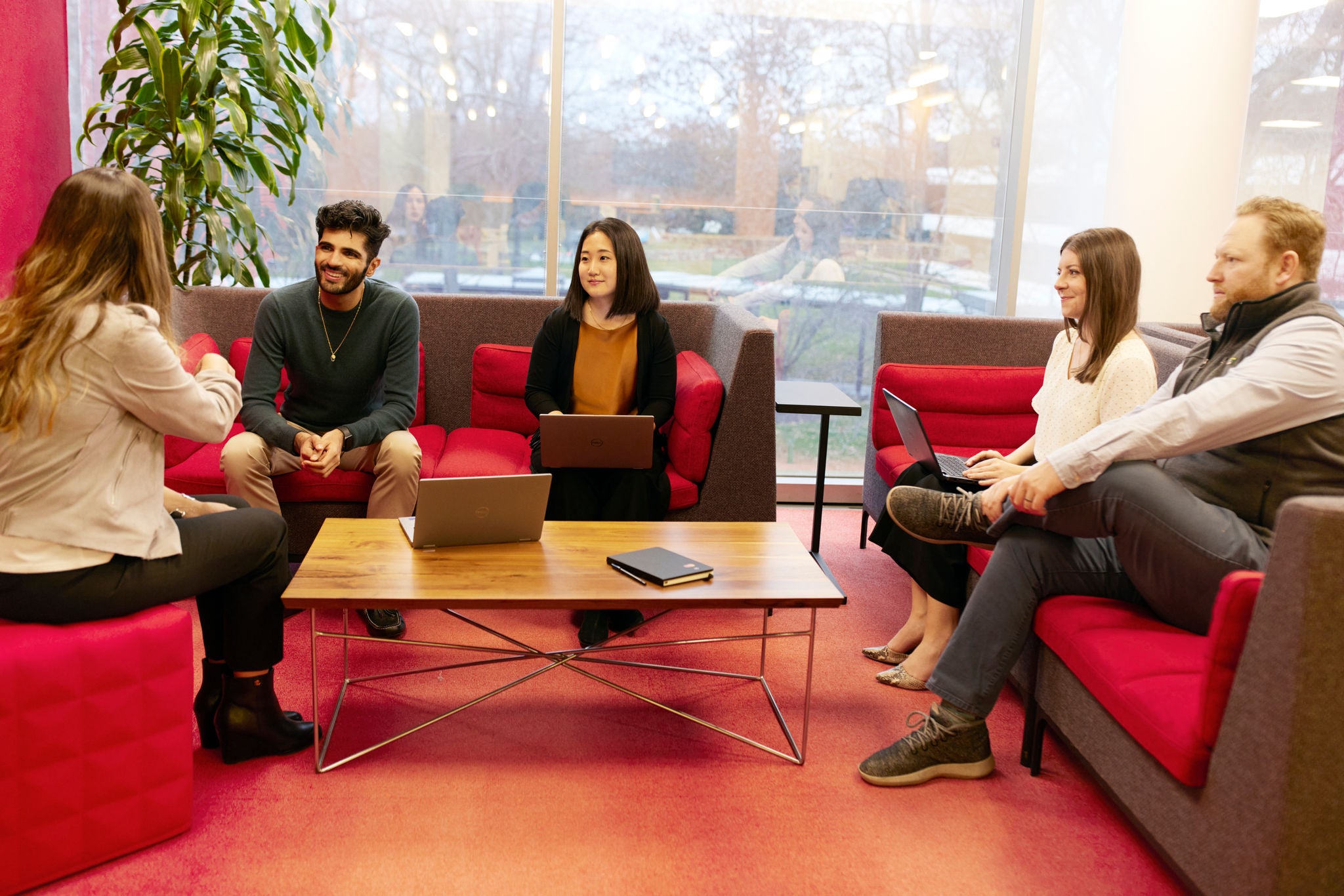 Team meeting in red room