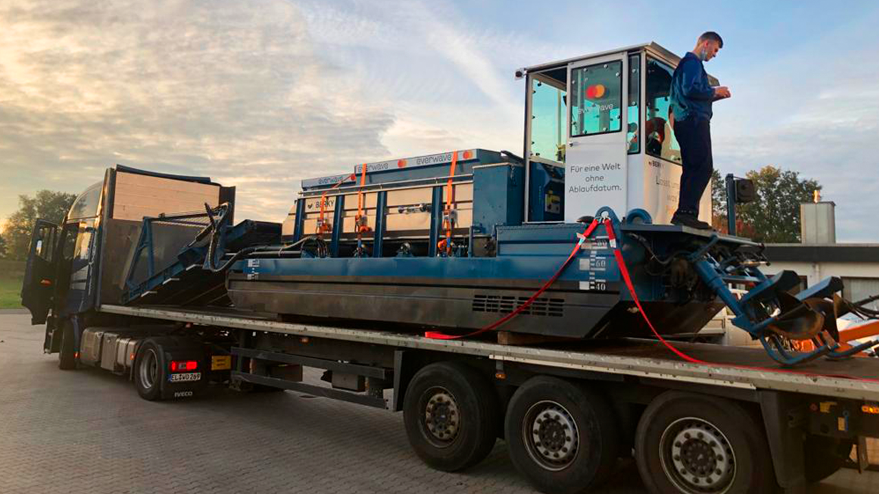 Everwave Verladung Boot