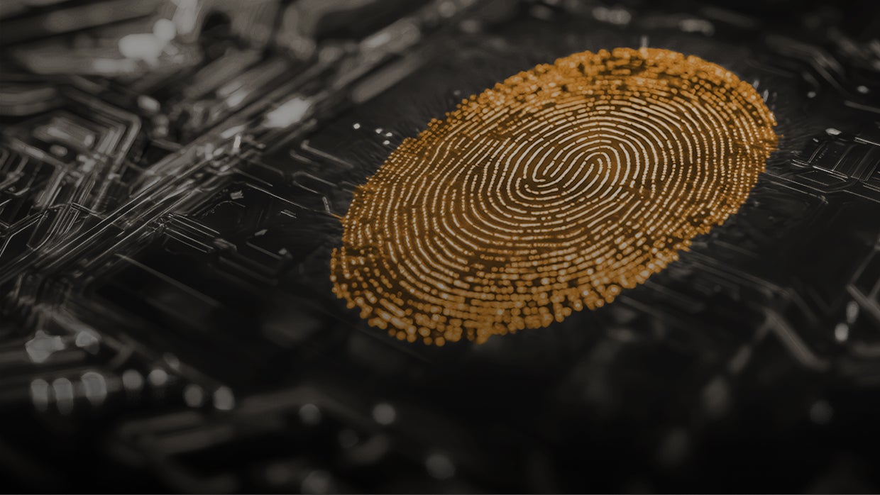 Fingeraftryk scannes. 