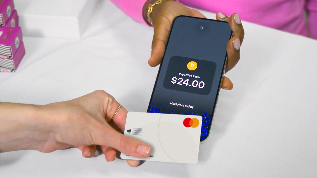 Tap to pay on iPhone.