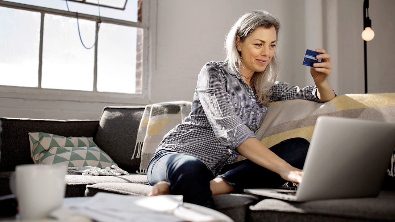 woman on line shopping