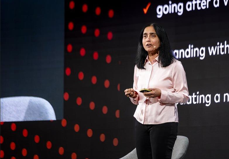 Raj Seshadri speaks on stage.