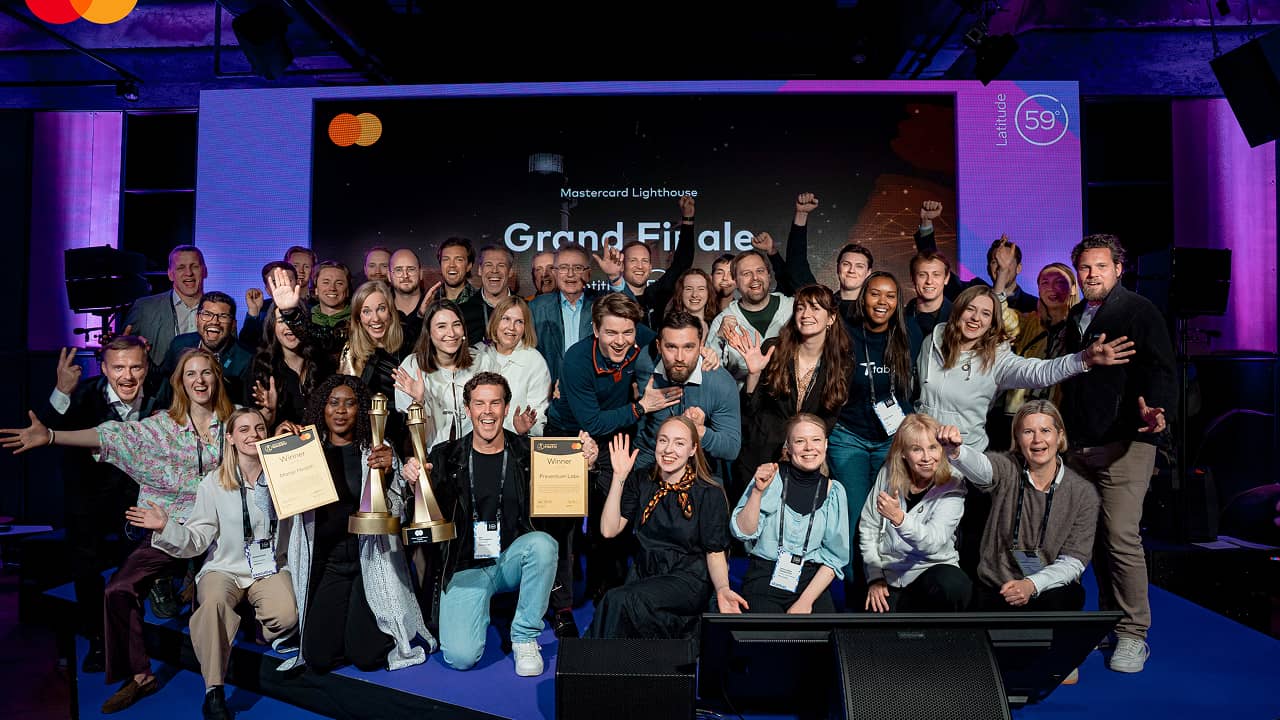 large group celebrating grand finale 2025