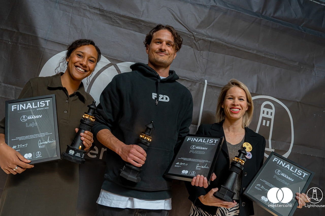 three finalists with massiv trophies