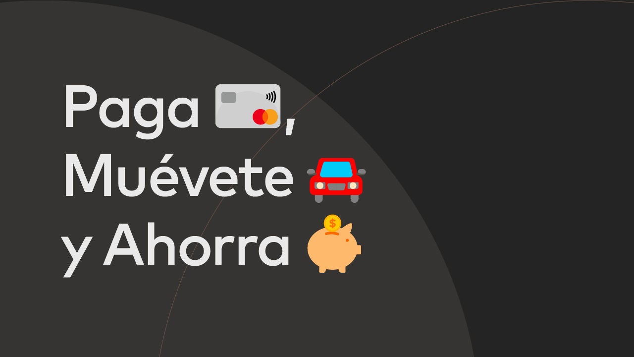 Madre e hijos sonriendo.