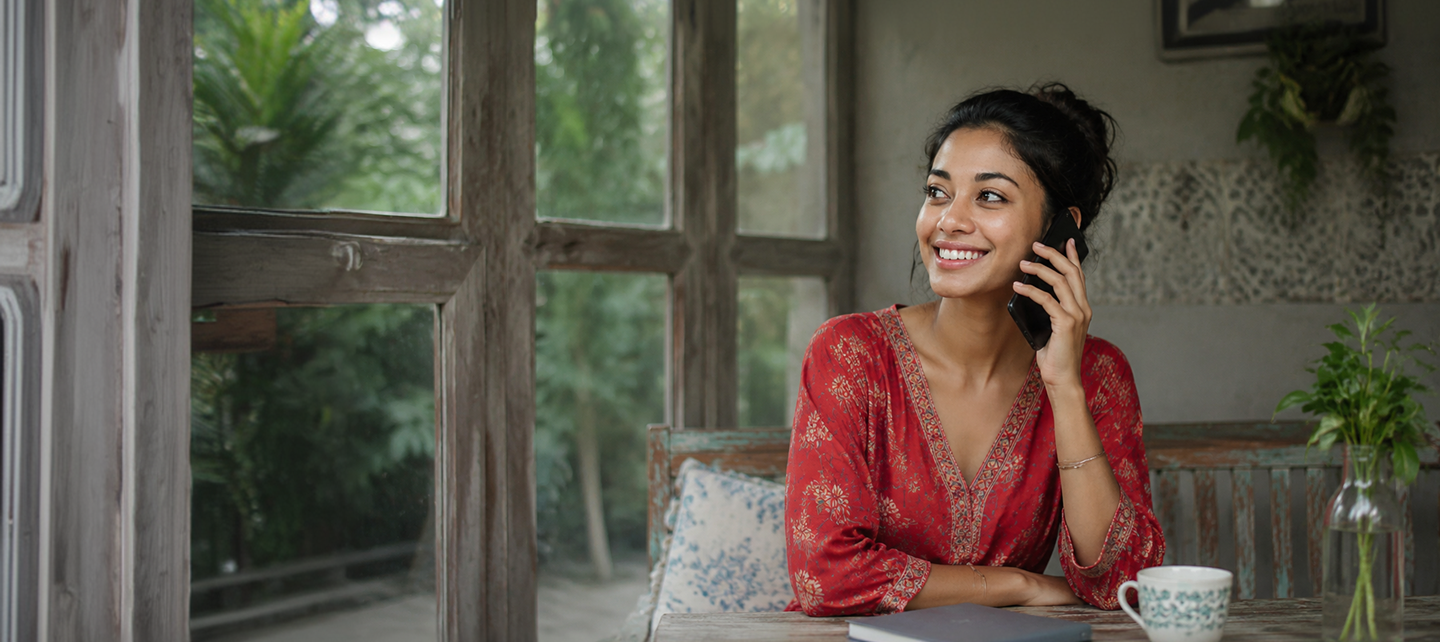 India woman make phone call
