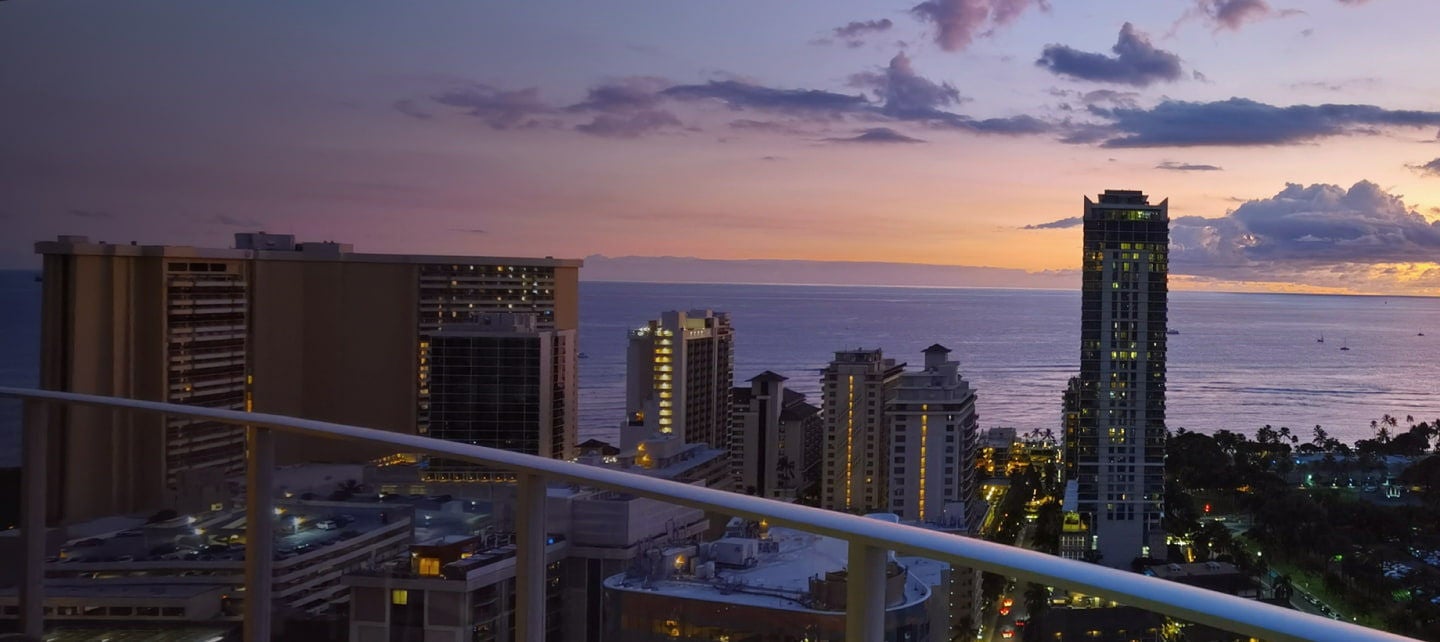 HoteLux promo