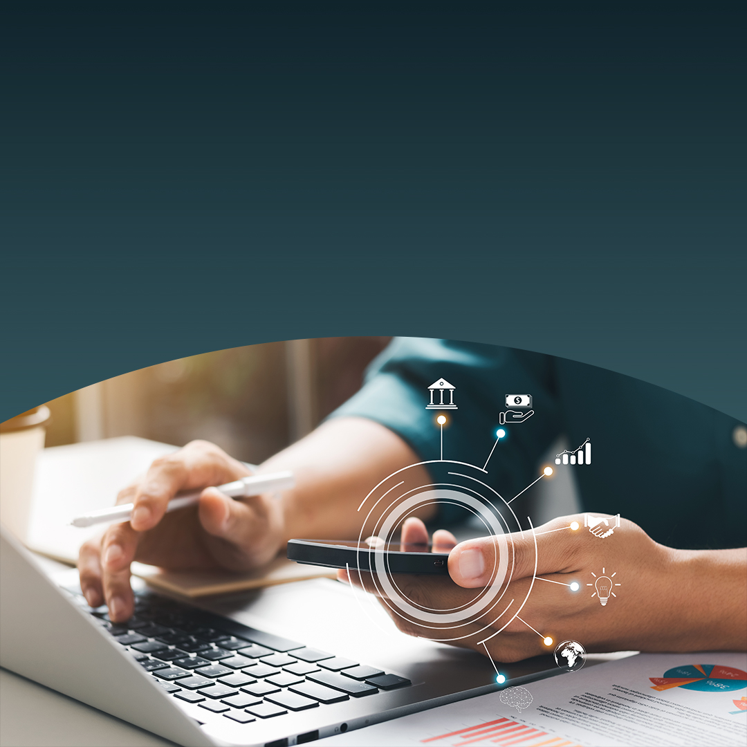 zakenman die werkt aan de balans van het financiële rapport van een bedrijf