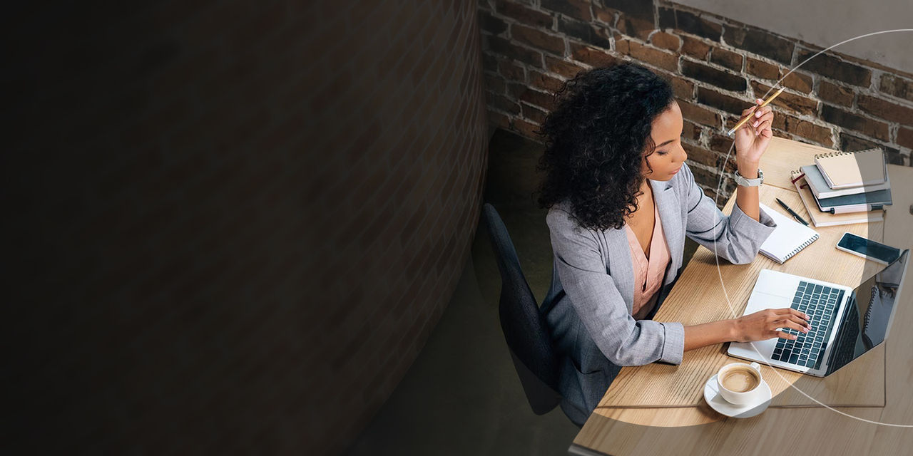 businesswoman working on a laptop.