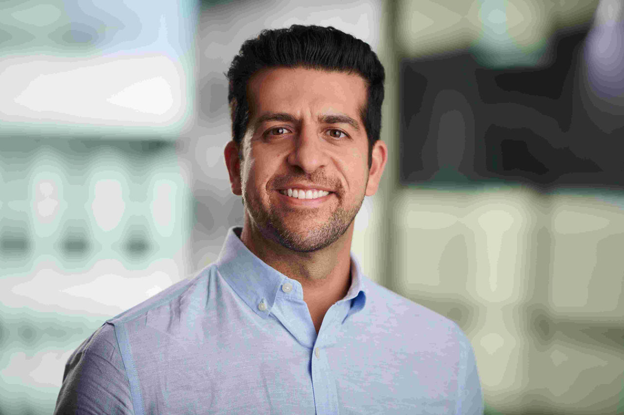 Arsalan Tavakoli 