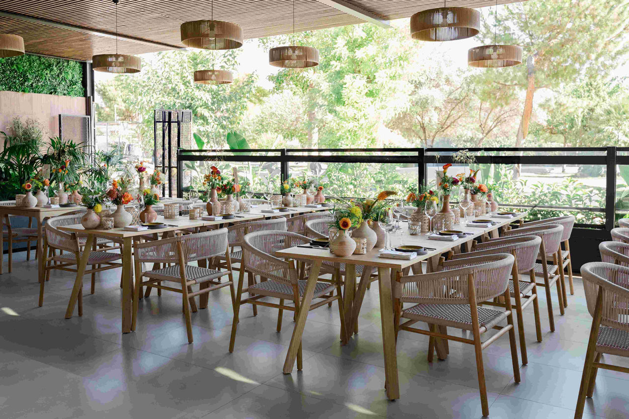 The outside patio at Kykloi by Priceless in Athens. 