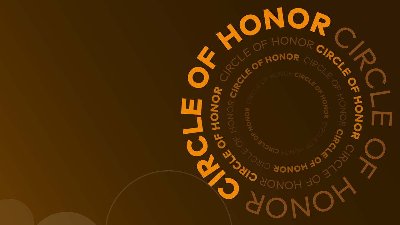 Καμένη πορτοκαλί εικόνα με γραπτό κείμενο circle of honor