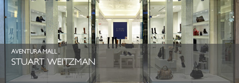 Enjoy champagne service and complimentary domestic shipping with any purchase.