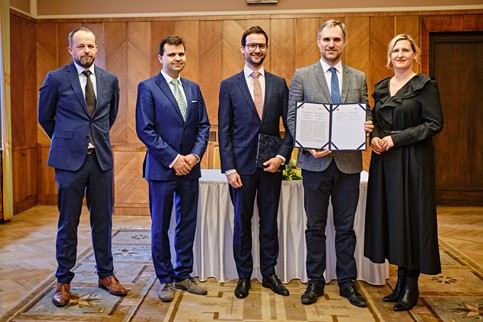 Frantisek Cipro – Chairman of the Board of Prague City Tourism Tomas Barczi – Chairman of the Board of Directors, CEO – Operator ICT  Michal Carny – Country Manager Mastercard Czech Republic and Slovakia  Zdenek Hrib- Mayor of Prague  Hana Trestikova – Member of the City Council in charge of Culture