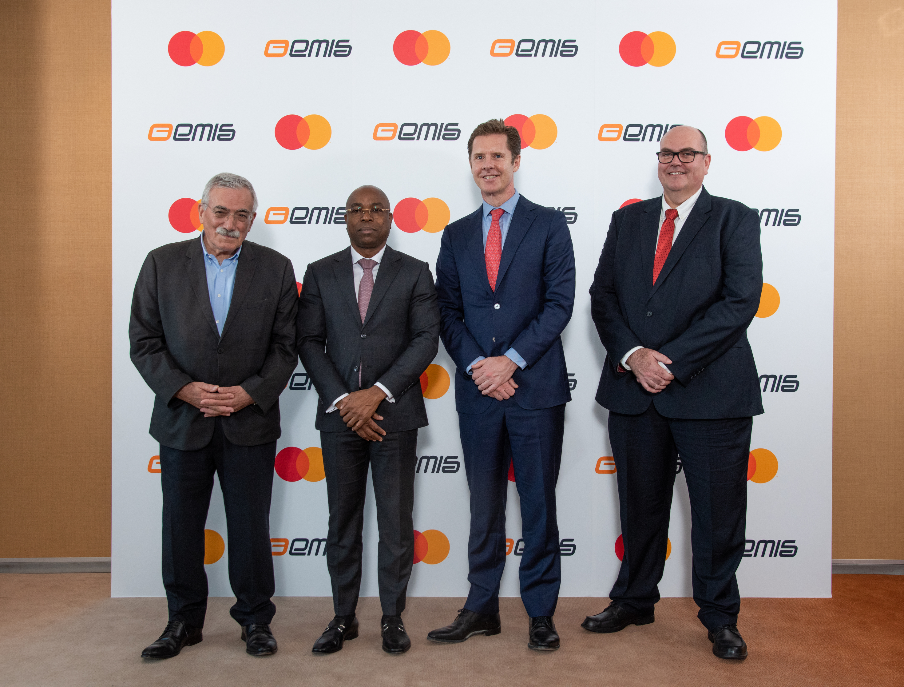 Mark Elliott, Division President, Sub-Saharan Africa at Mastercard (second right), Miguel Bartolomeu Miguel, Executive Director & Board Member at the National Bank of Angola (second left), Gabriel Swanepoel, Country Manager at Mastercard, Southern Africa (far right) and Eng Jose de Matos, CEO, EMIS Angola (far left) during the signing of the Memorandum of Understanding between Mastercard, EMIS Angola and the National Bank of Angola.