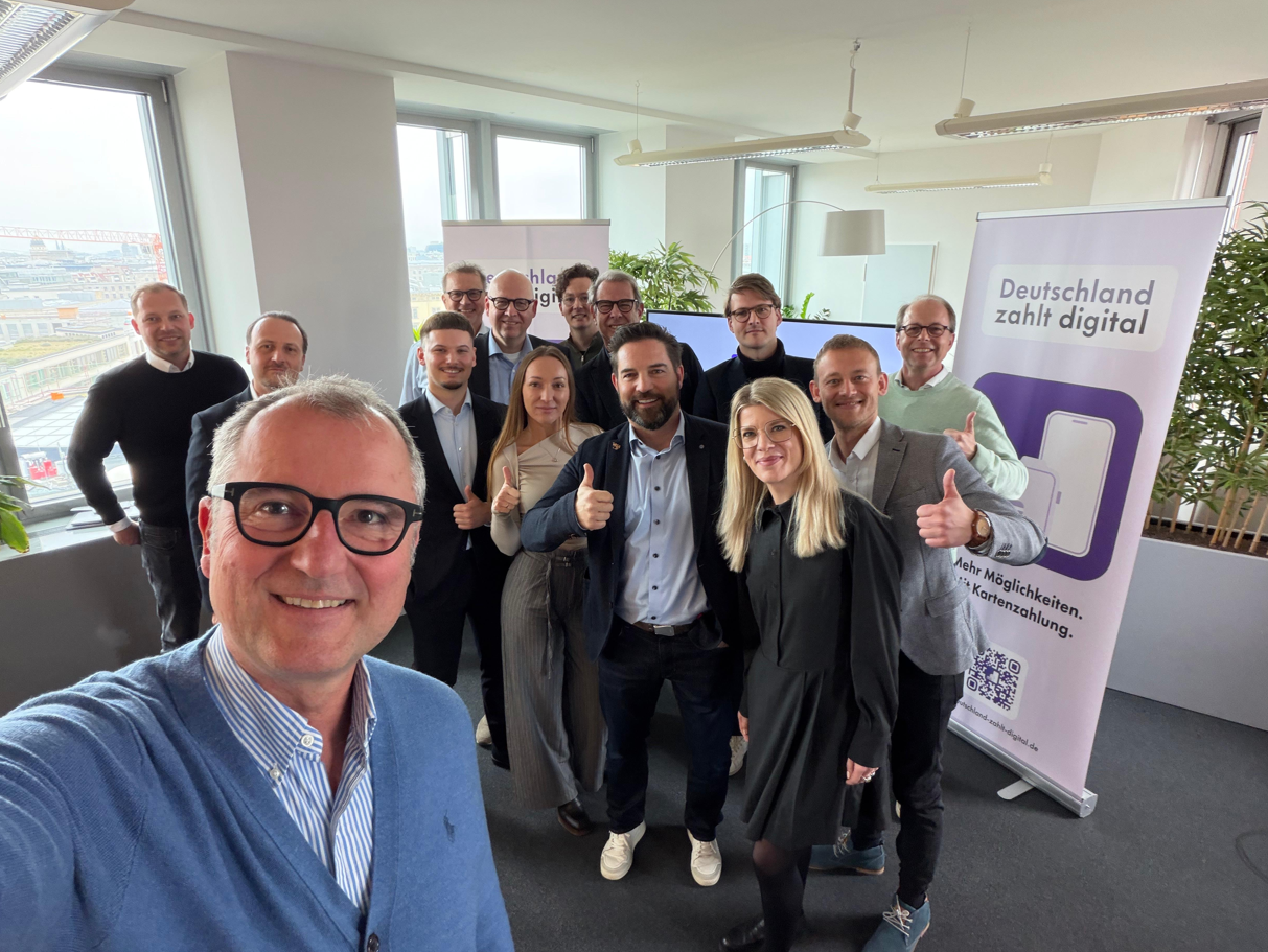                                   Das Gründungsteam des Deutschland zahlt digital e.V.