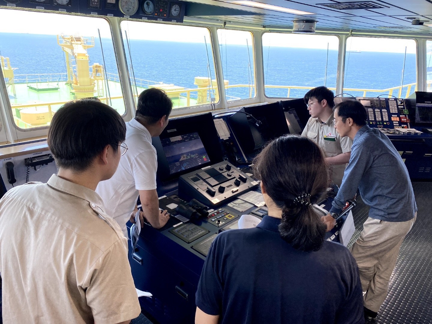 Using Avikus'a AI-powered HiNAS 2.0 system, the Prism Courage was the first large merchant ship to make an autonomous navigation across the ocean. (Photo credit: Hyundai Heavy Industries Group)