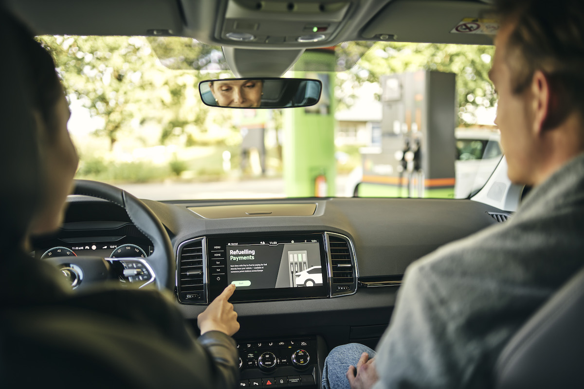 In-Car-Payment über das Bordsystem: Škoda Auto erweitert sein digitales Serviceangebot um Pay-to-Fuel © Škoda Auto