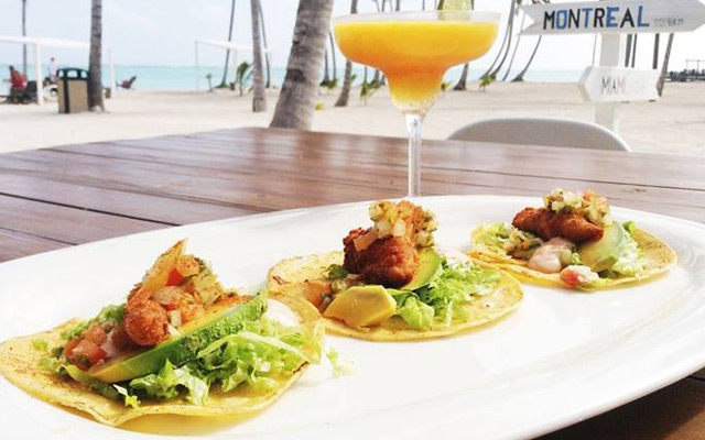 Juanillo Beach Foods & drinks