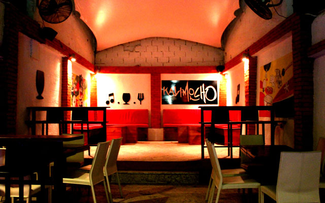 Miranda Style Lounge