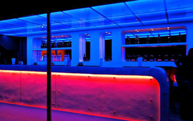 Miranda Style Lounge