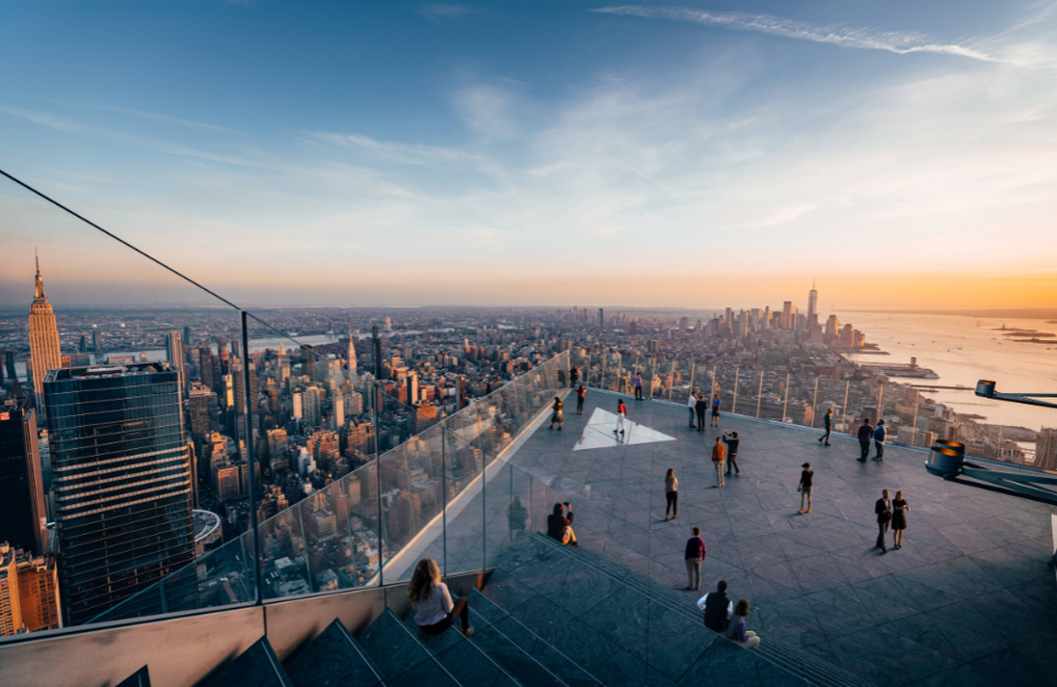 Edge, открытая небесная тераса в Hudson Yards